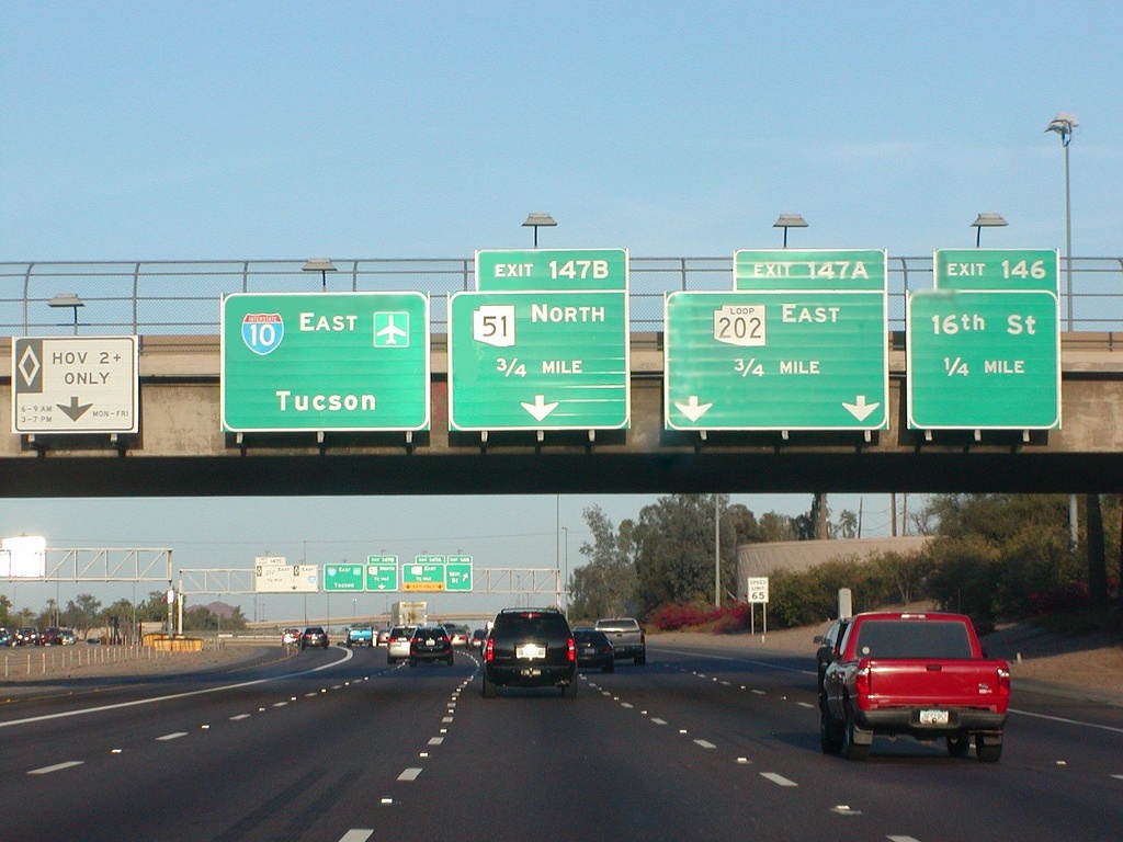 Distance From Phoenix to Tucson