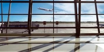 Plane taking off at PHX Sky Harbor Airport
