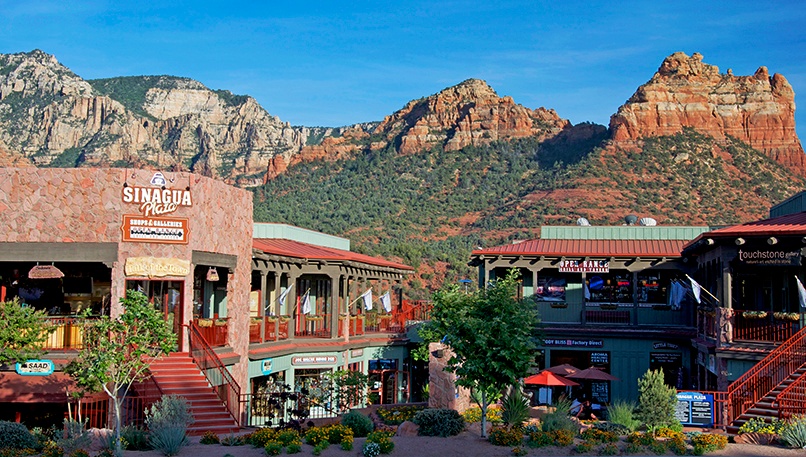 town-of-Sedona-shopping