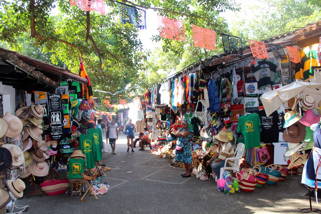 Visite los Mercados de Artesanías de Arizona con Arizona Shuttle